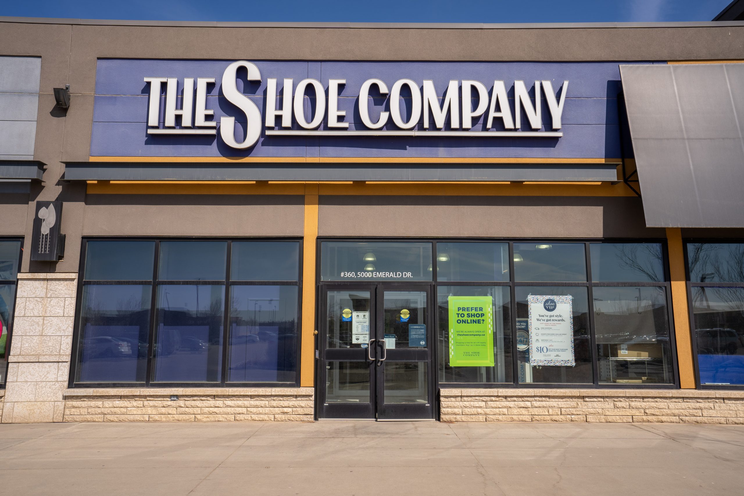 The shoe company 2025 free shipping